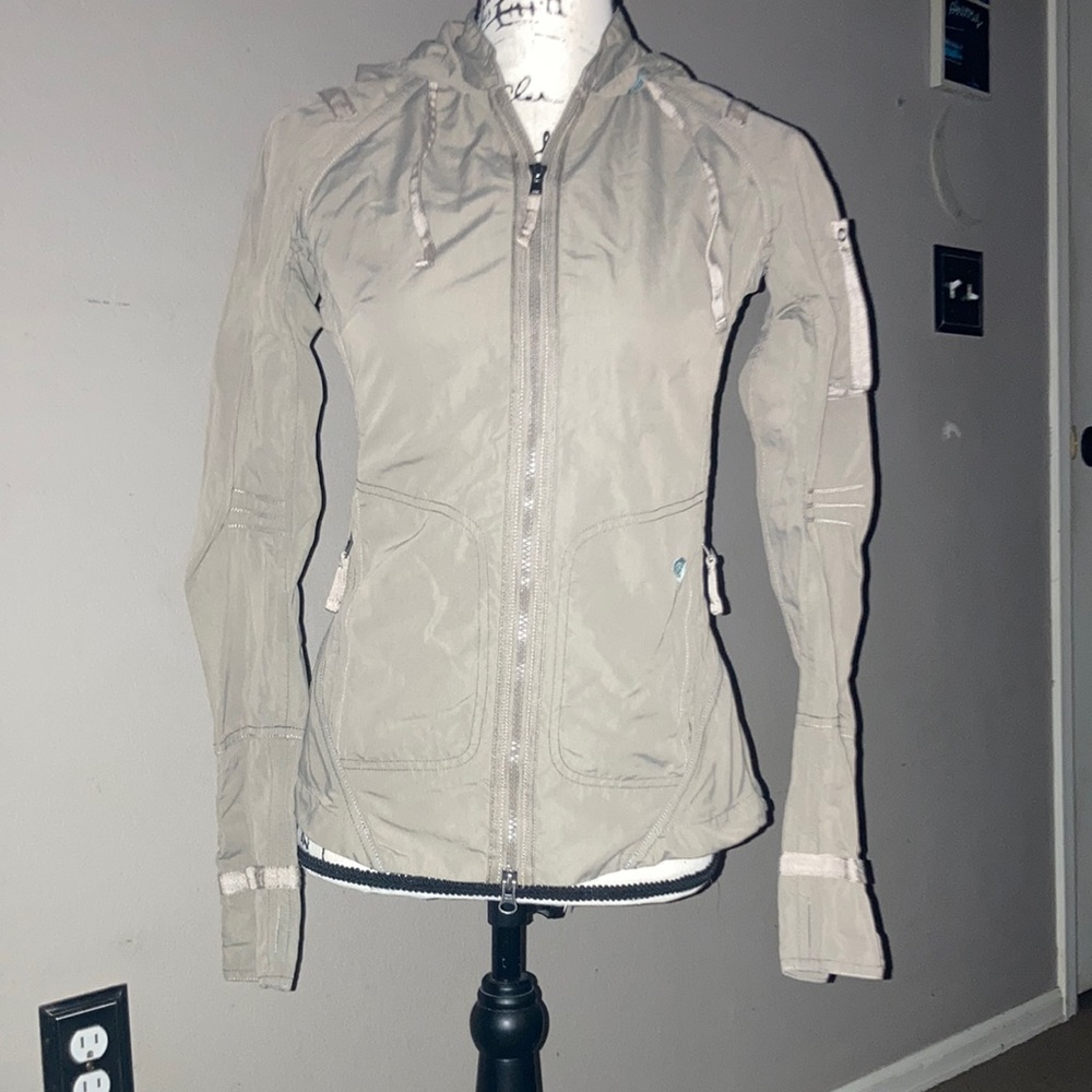 Mountain hardware rain jacket
